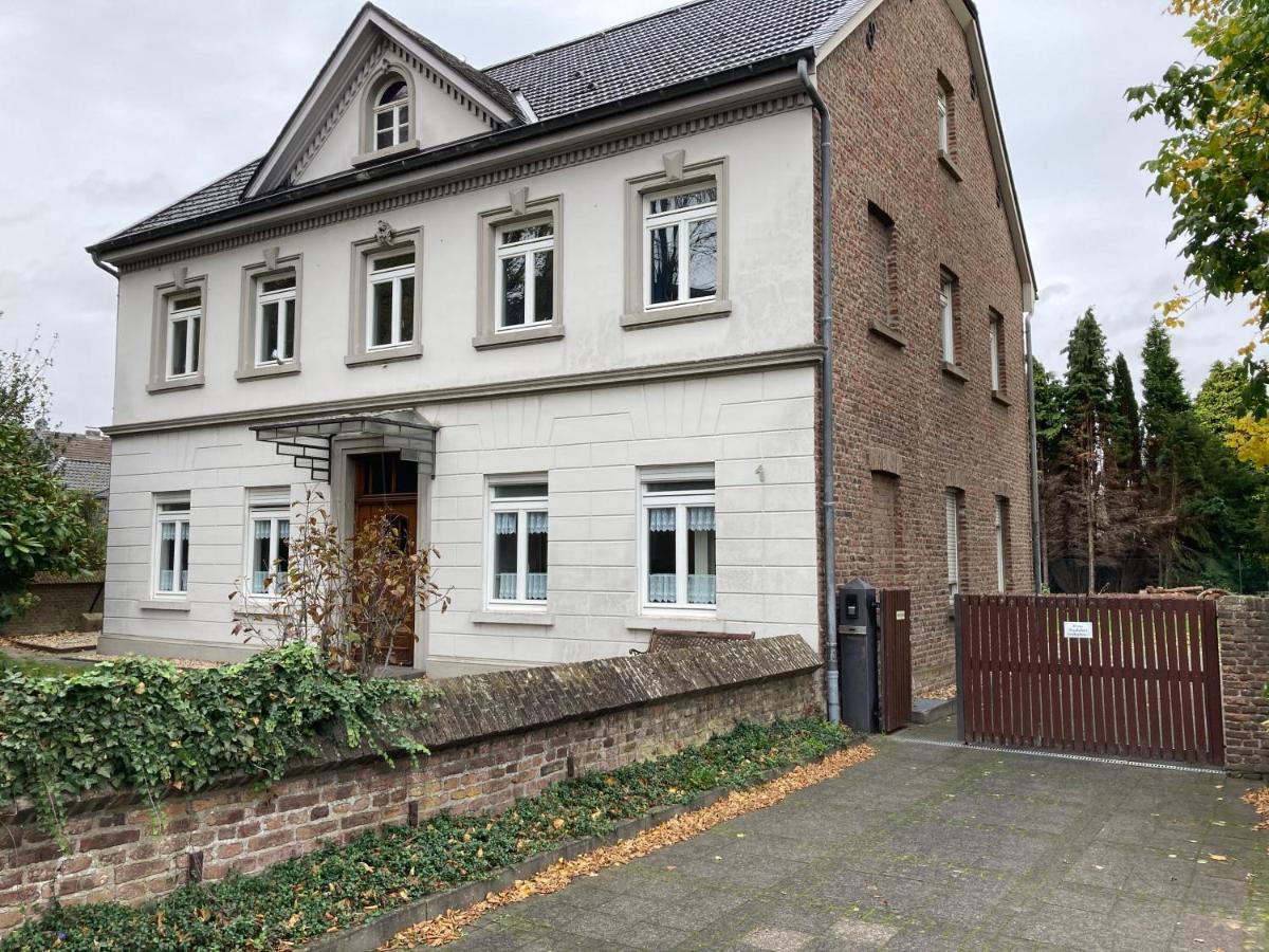 Im Alten Pastorat Grevenbroich Extérieur photo